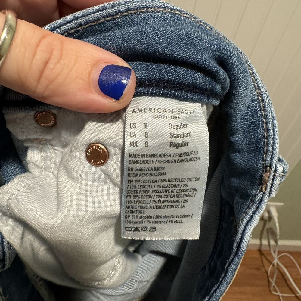 American Eagle Curvy Super High Rise Baggy Wide Leg Jeans Size 8 - Picture 6 of 6